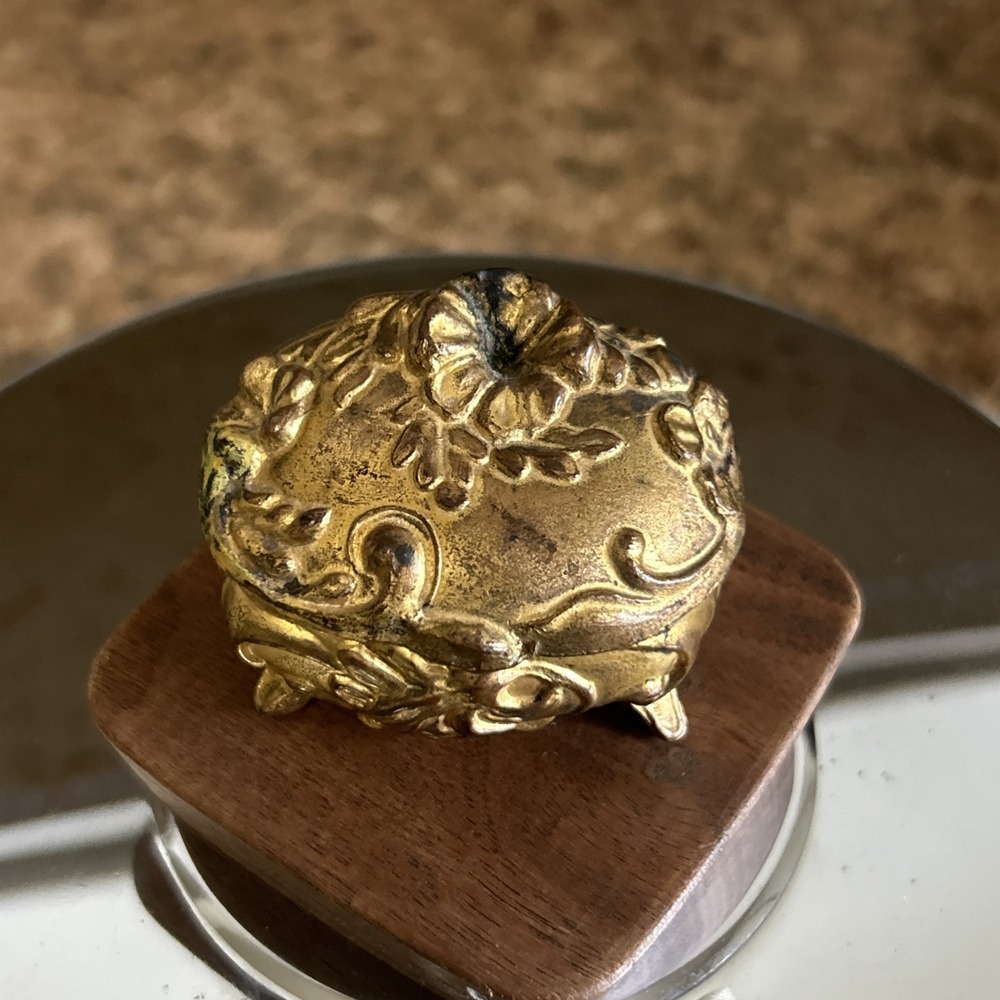 Vintage Antique Jewelry Trinket Box Gold Tone Tests 70.5% Lead 28.7% Copper - Picture 2 of 8